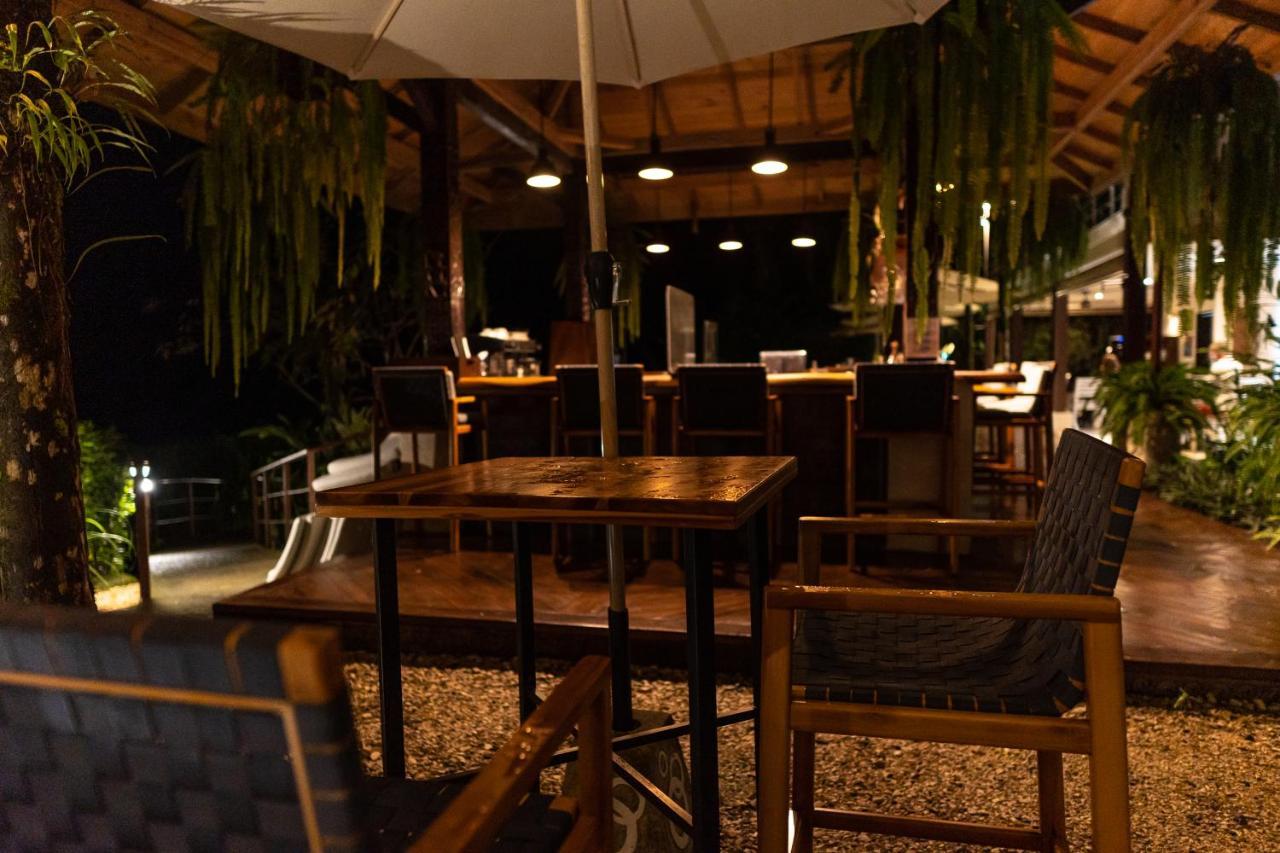 Oxygen Jungle & (adults Only) 5*