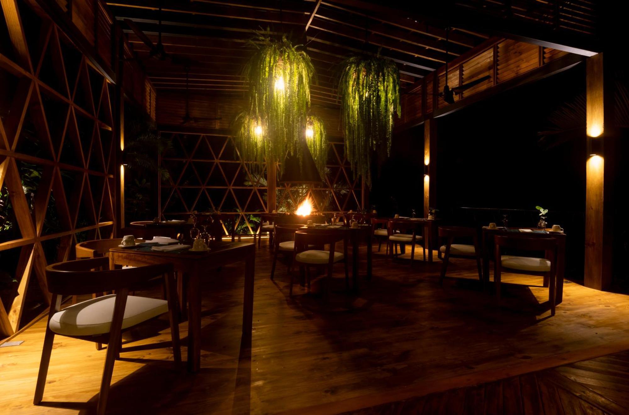 Oxygen Jungle & (adults Only) Uvita